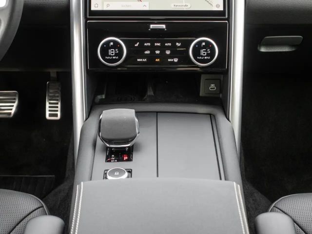 Land Rover Discovery D300 Dynamic HSE