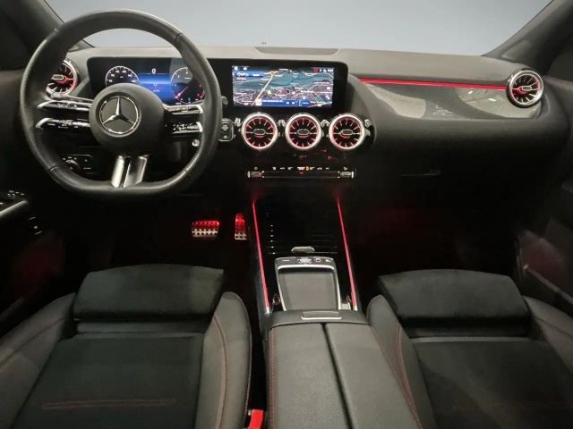 Mercedes-Benz GLA 200 4MATIC AMG Line GLA 200 d