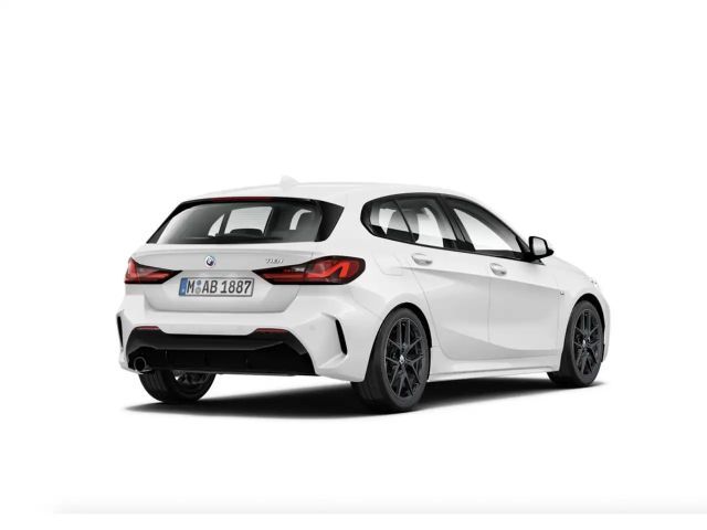 BMW 118 118i M-Sport Sedan