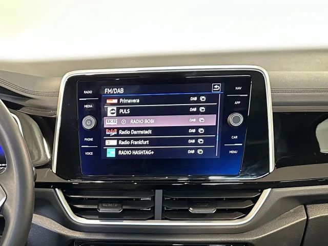 Volkswagen T-Roc 1.5 TSI DSG R-Line