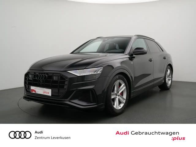 Audi Q8 S-Line