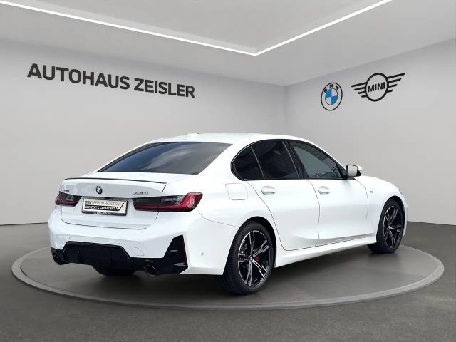 BMW 330 330i M-Sport Sedan xDrive