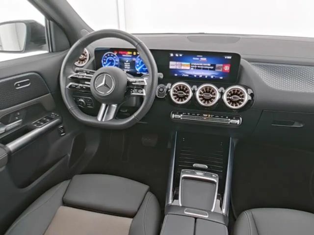 Mercedes-Benz EQA 300 4MATIC Electric Art