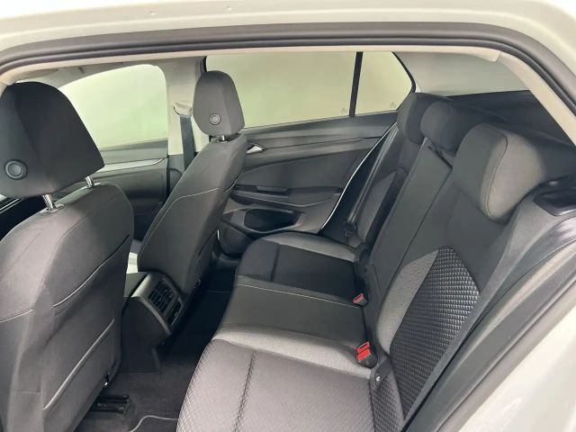 Volkswagen Golf 1.5 TSI