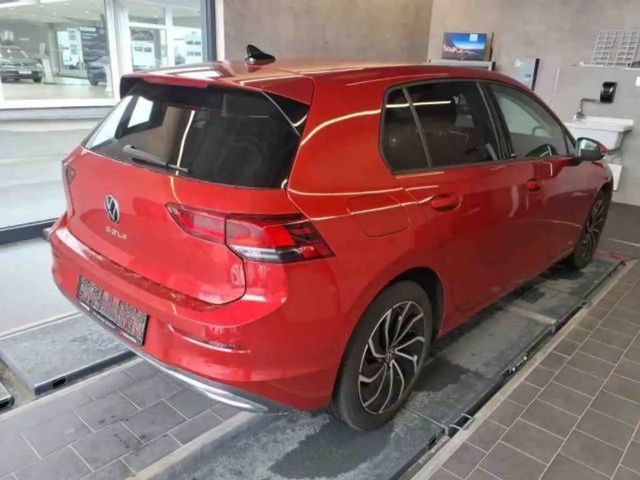 Volkswagen Golf 1.5 TSI Golf VIII