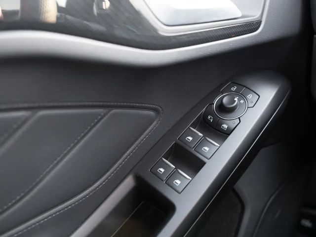 Ford Focus ST Line Wagon