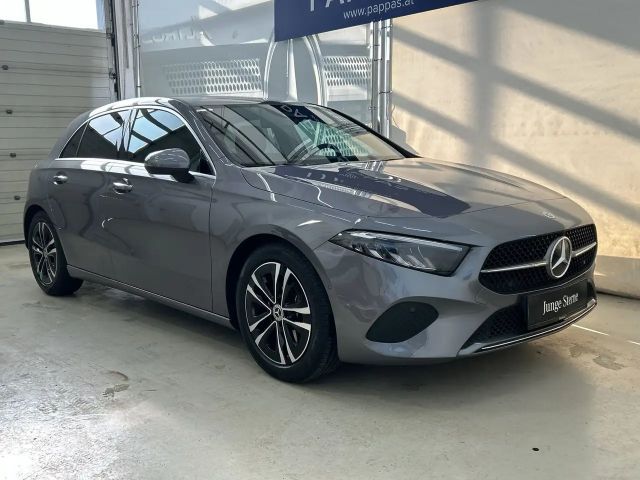 Mercedes-Benz A 180 Hatchback Progressive
