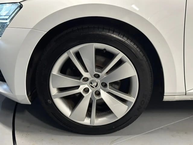 Skoda Superb 4x4 Ambition Combi