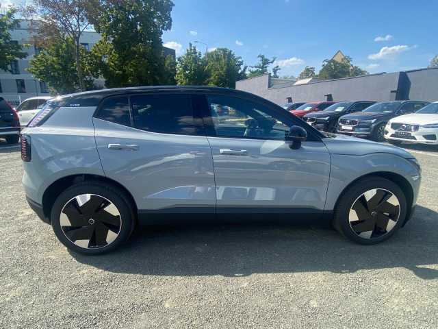 Volvo EX30 19'
