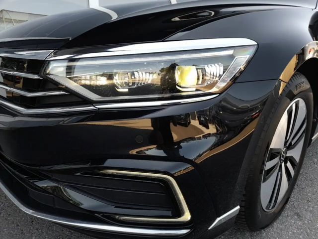 Volkswagen Passat DSG GTE Variant