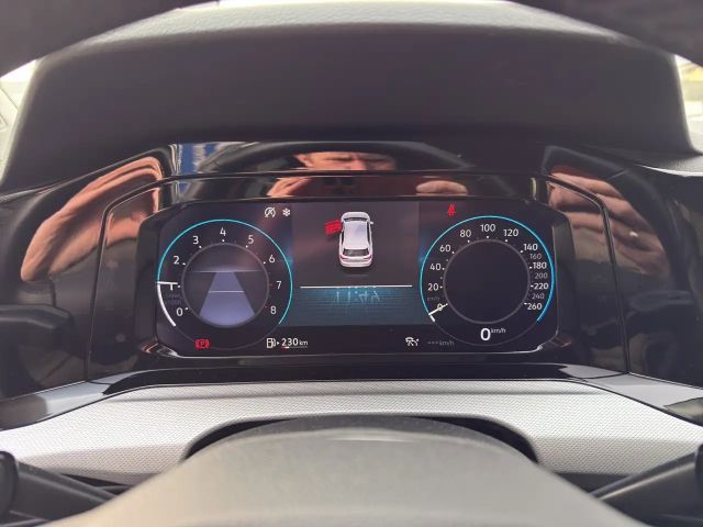 Volkswagen Golf 1.0 TSI