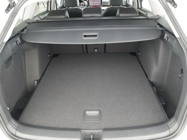 Volkswagen Golf Business DSG Variant