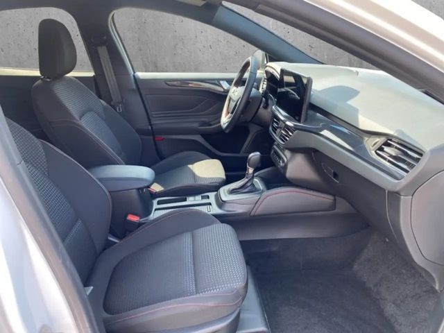 Ford Focus EcoBoost ST Line