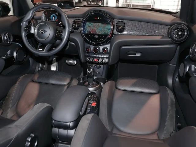 MINI Cooper 5 Tür. JCW Pano.DrivAss LED 17Zoll