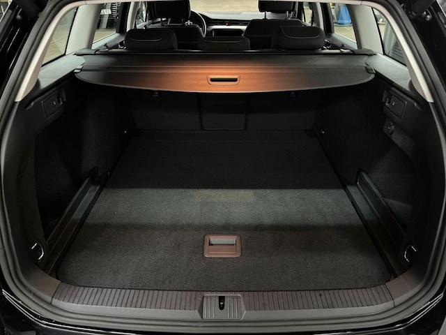 Volkswagen Passat 1.5 TSI Business Variant