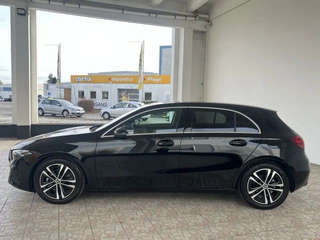 Mercedes-Benz A 180 Progressive