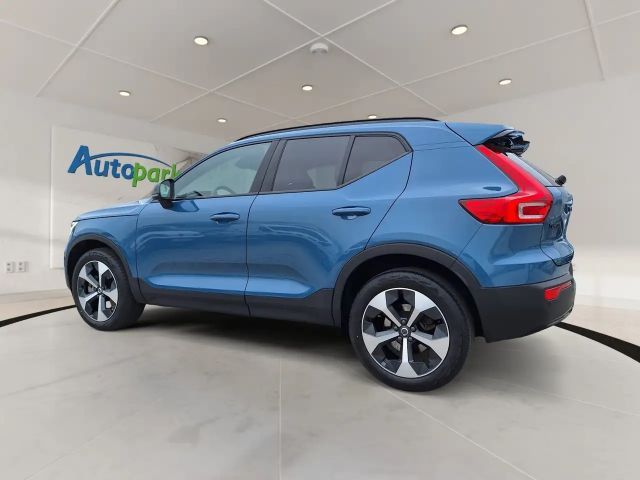 Volvo XC40 Dark Plus