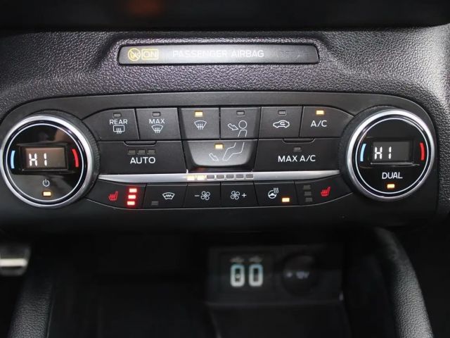 Ford Focus ST Line Wagon