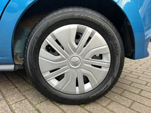 Mitsubishi Space Star Star