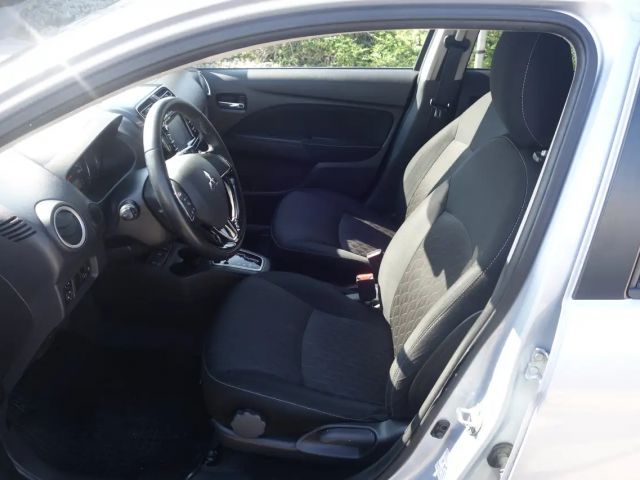 Mitsubishi Space Star Invite MIVEC Star