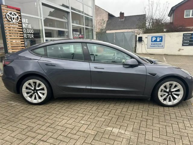 Tesla Model 3 AWD Dual Motor Long Range