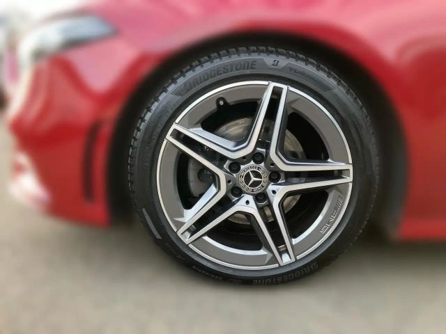 Mercedes-Benz A 200 AMG Line Hatchback