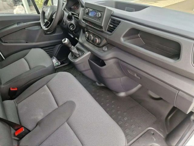 Renault Trafic Blue L1H1 dCi 110