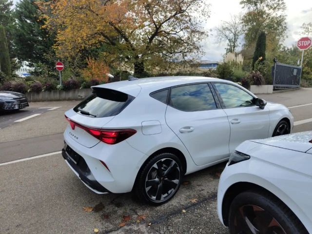 Cupra Leon 1.5 eTSI Navi Digitales Cockpit LED Sperrdiff. ACC