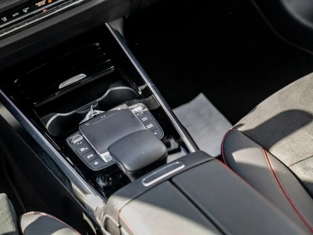 Mercedes-Benz EQB 250 AMG Line Advanced