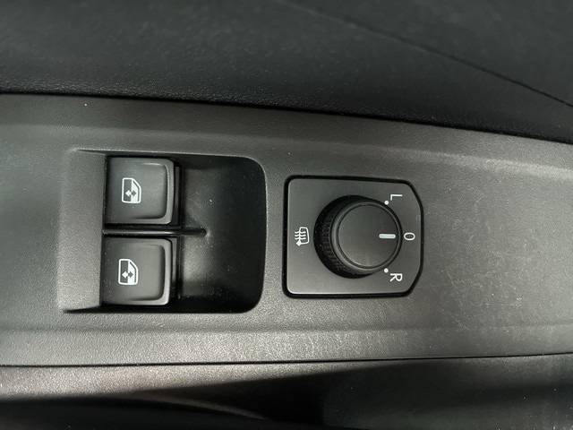 Skoda Fabia Fabia 1.0 Essence Klima+LED+PDC+Lane Assist