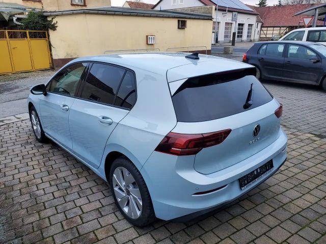 Volkswagen Golf 1.5 TSI Plus