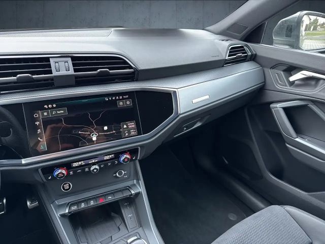 Audi Q3 35 TFSI S-Line