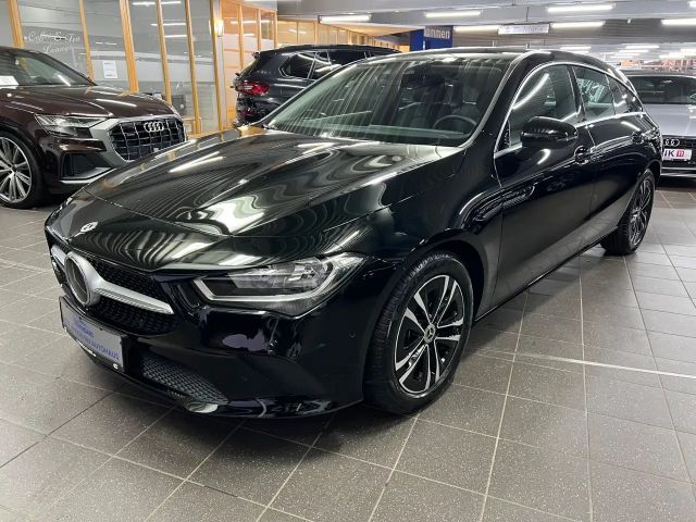 Mercedes-Benz CLA 200 CLA 200 d Shooting Brake