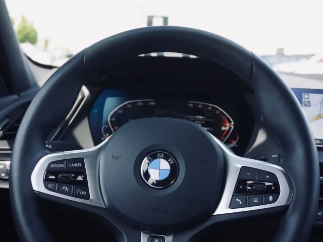 BMW 118 118i M-Sport Sedan