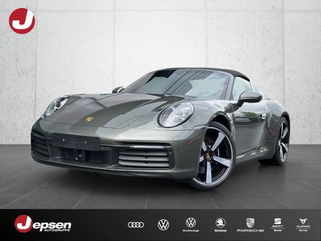 Porsche 992 4S Cabrio Targa