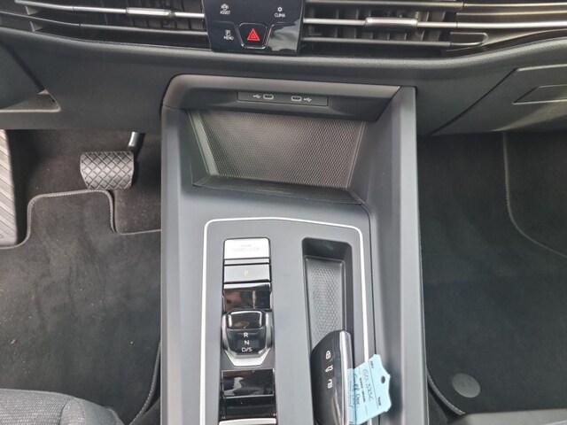 Volkswagen Golf DSG Golf VIII Life Variant