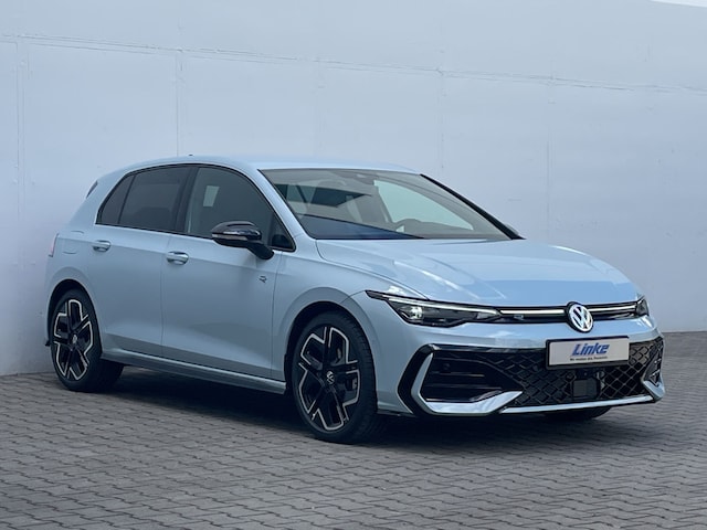 Volkswagen Golf 1.5 eTSI DSG Golf VIII R-Line