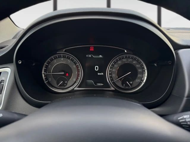 Suzuki S-Cross Hybrid