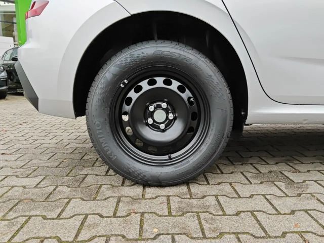 Skoda Kamiq Essence 1,0 TSI 5-Gang-Schaltgetrieb digitales Coc