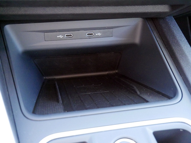 Seat Leon 1.5 eTSI FR-lijn Sportstourer
