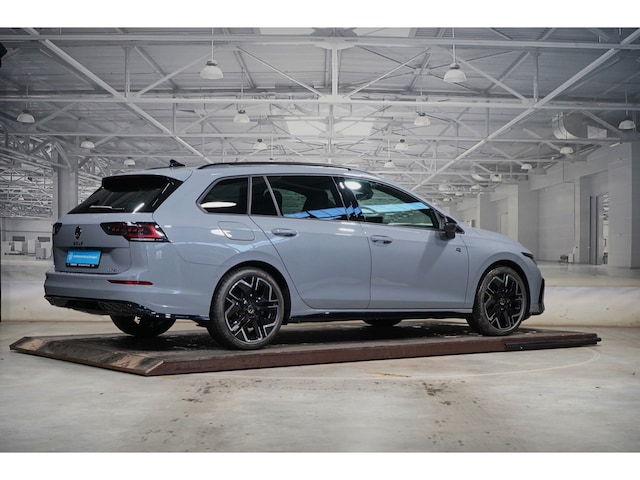 Volkswagen Golf 1.5 eTSI R-Line Variant