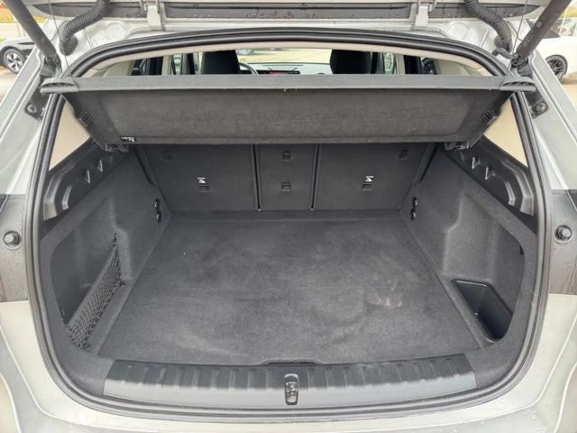 BMW X1 20dxA +NAVI+SPORTSITZ+LED+SHZ+LHZ+CAM+FLA+