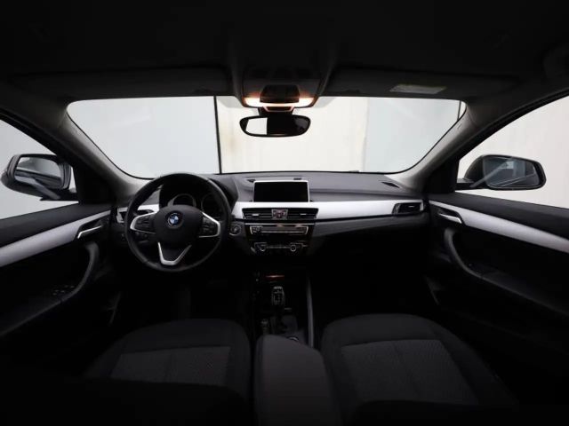 BMW X2 AUTOMAAT - NAVI - LED