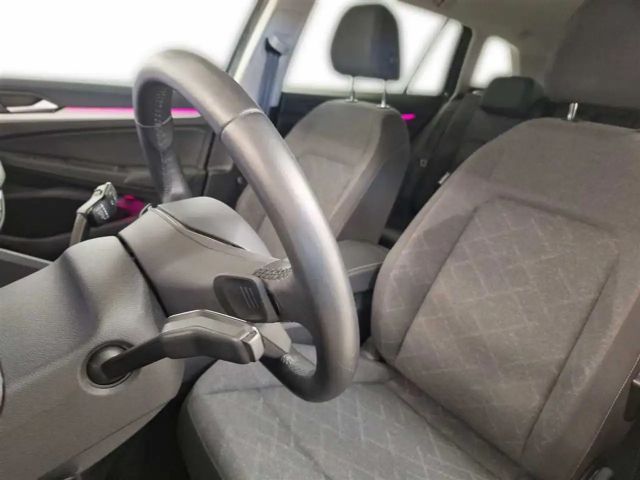 Volkswagen Golf DSG Life