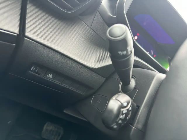 Peugeot E-2008 Allure Pack