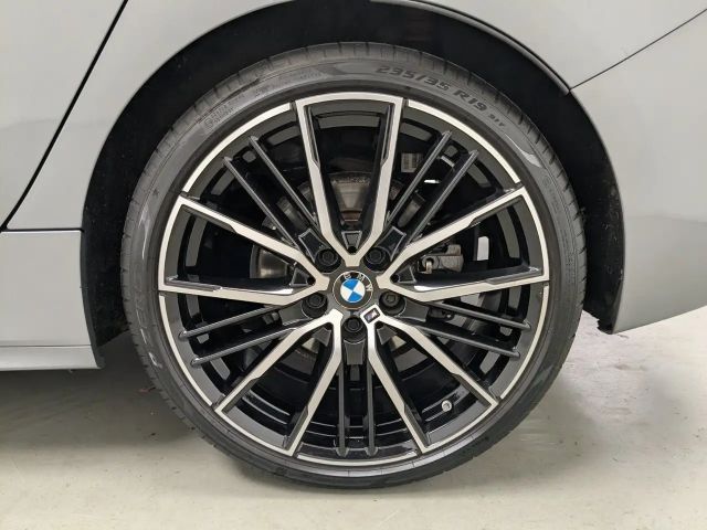 BMW 118 118i M-Sport Sedan