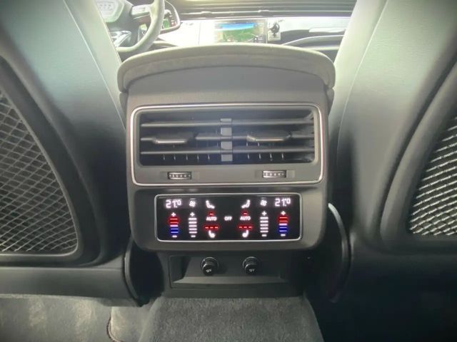 Audi RS Q8 DYNAMIK*ABT*KERAMIK*MATRIX*STHZG*SITZKL*23''