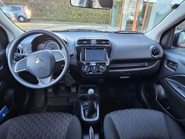 Mitsubishi Space Star Star