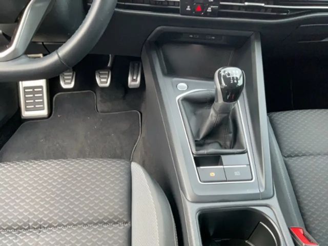 Volkswagen Golf 1.5 TSI Golf VIII