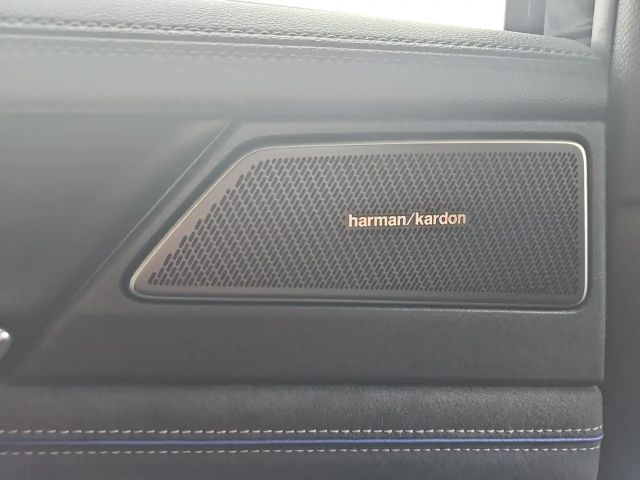 Volkswagen Passat R-Line Style